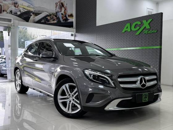 MERCEDES-BENZ GLA 200 1.6 CGI VISION 16V TURBO GASOLINA 4P AUTOMÁTICO
